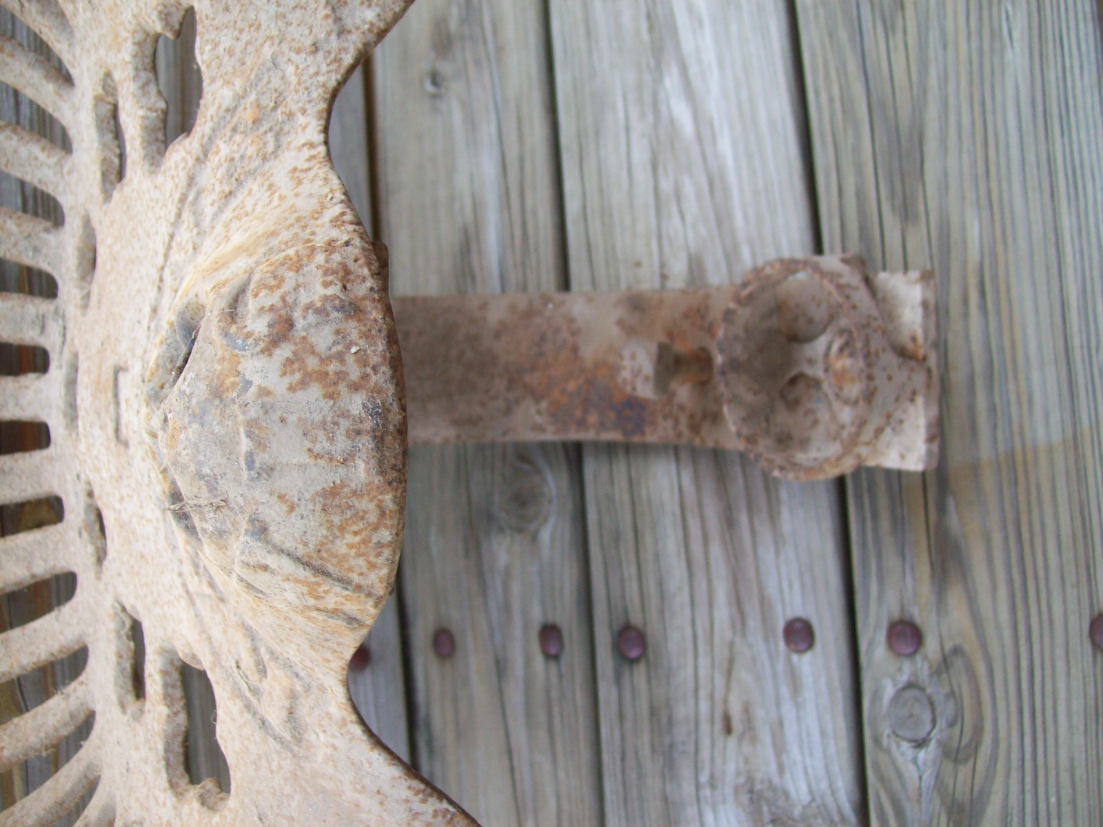 Vintage Cast Iron Racine Tractor Seat Implement Seat Base And Oil Can Holder