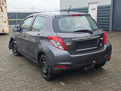 Toyota Yaris XP13 10-14
