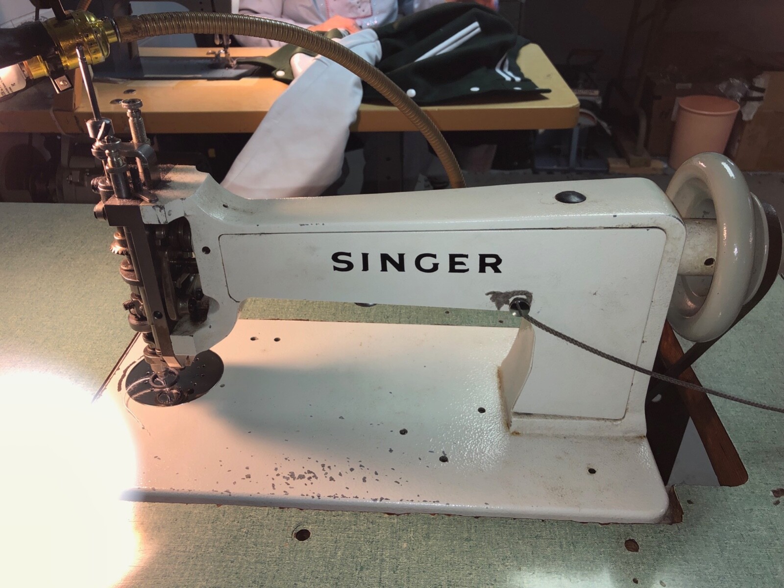 Singer 114E103Single Thread Chain Stitch Chenille Machine