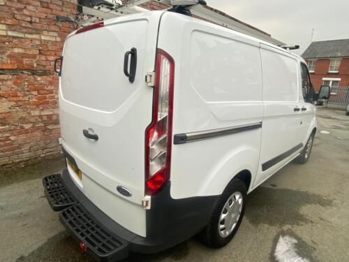 Ford Transit Custom image