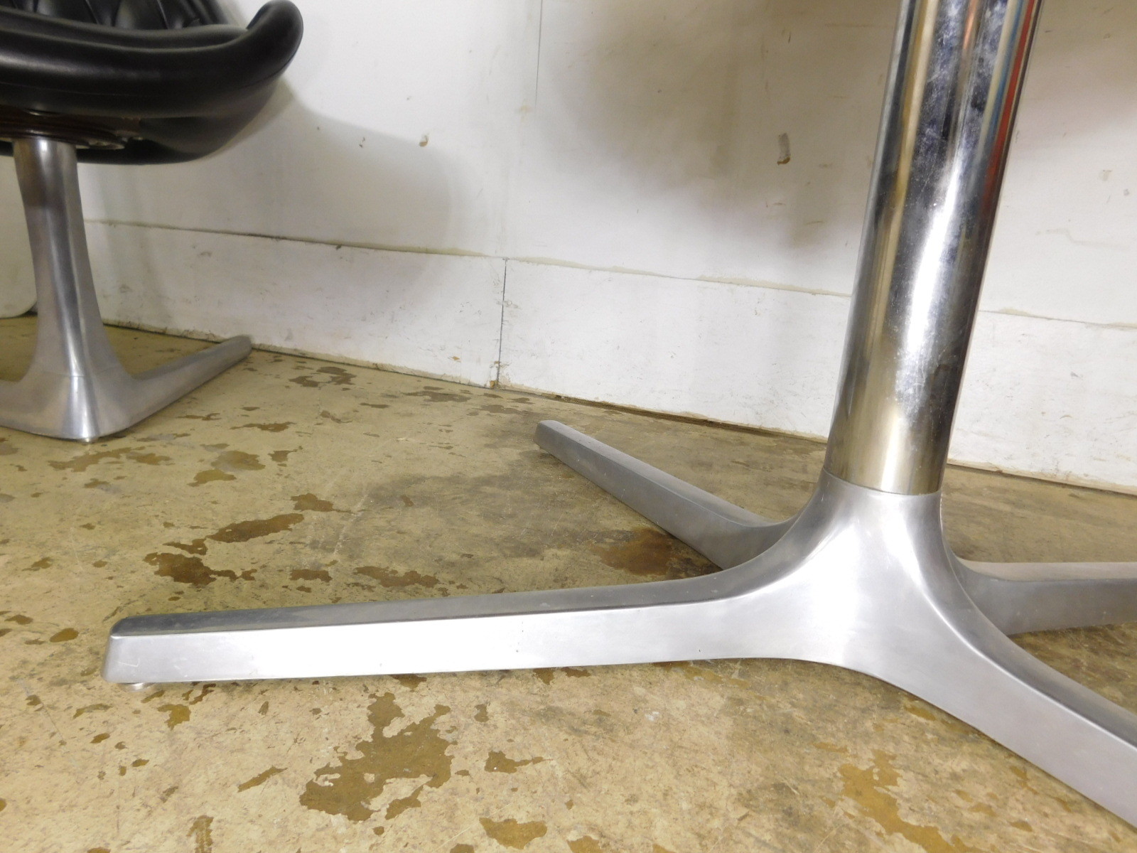 RAD 1960s Star Trek Mid Century Chromcraft Sculpta 4 Chairs & Matching Table Set