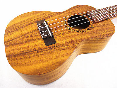 WOODNOTE/ Great 24" Acacia Concert Ukulele & Padding Bag / Extra Maple Tuner WOODNOTE/ Great 24" Acacia Concert Ukulele & Padding Bag / Extra Maple Tuner