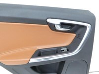 Volvo V60 I D3 10-13 Kombi Türverkleidung Türpappe Links Hinten Volvo V60 I D3 10-13 01.10.2010 gebraucht Vorschau 2