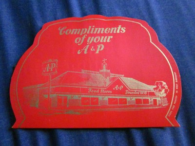 A & P Sewing Kit in Excellent/Mint Condition 5 5/8