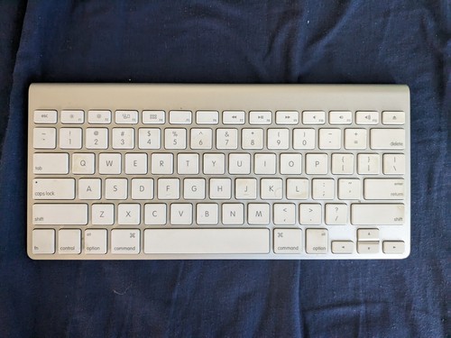 Apple A1314 Magic Keyboard｜Bluetooth接続 $_12.JPG?set_id=880000500F