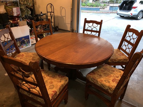 kitchen dining table and chairs