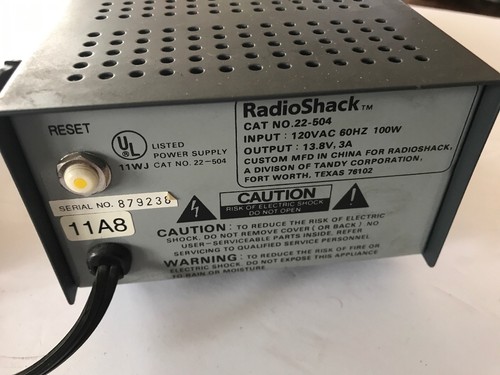 Radio Shack Regulated Power Supply 13.8 VDC, 3-Amp DC Model 22-504