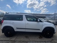2014 Skoda YETI OUTDOOR 2.0 TDI CR Elegance 5dr HATCHBACK Diesel Manual