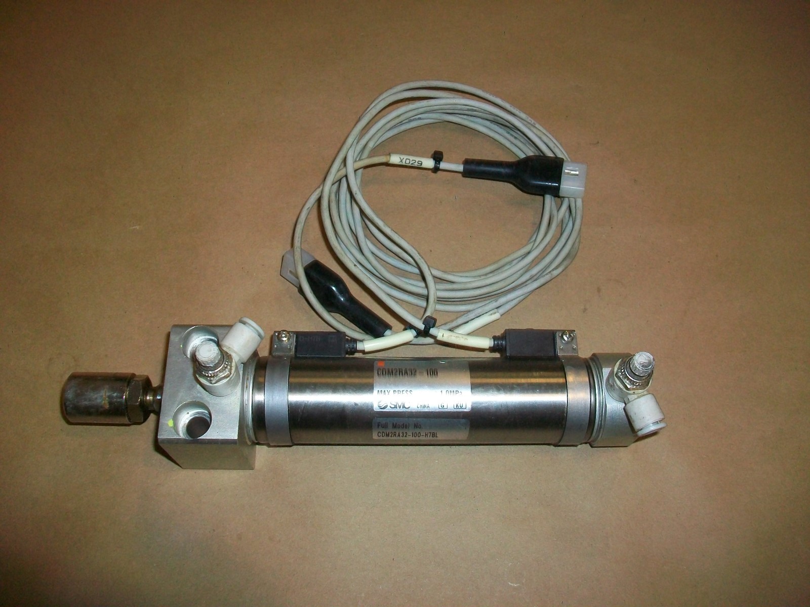 Band Saws Hydraulic Feed Cylinder/ Descent Cylinder Home