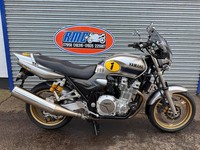 Yamaha XJR 1300