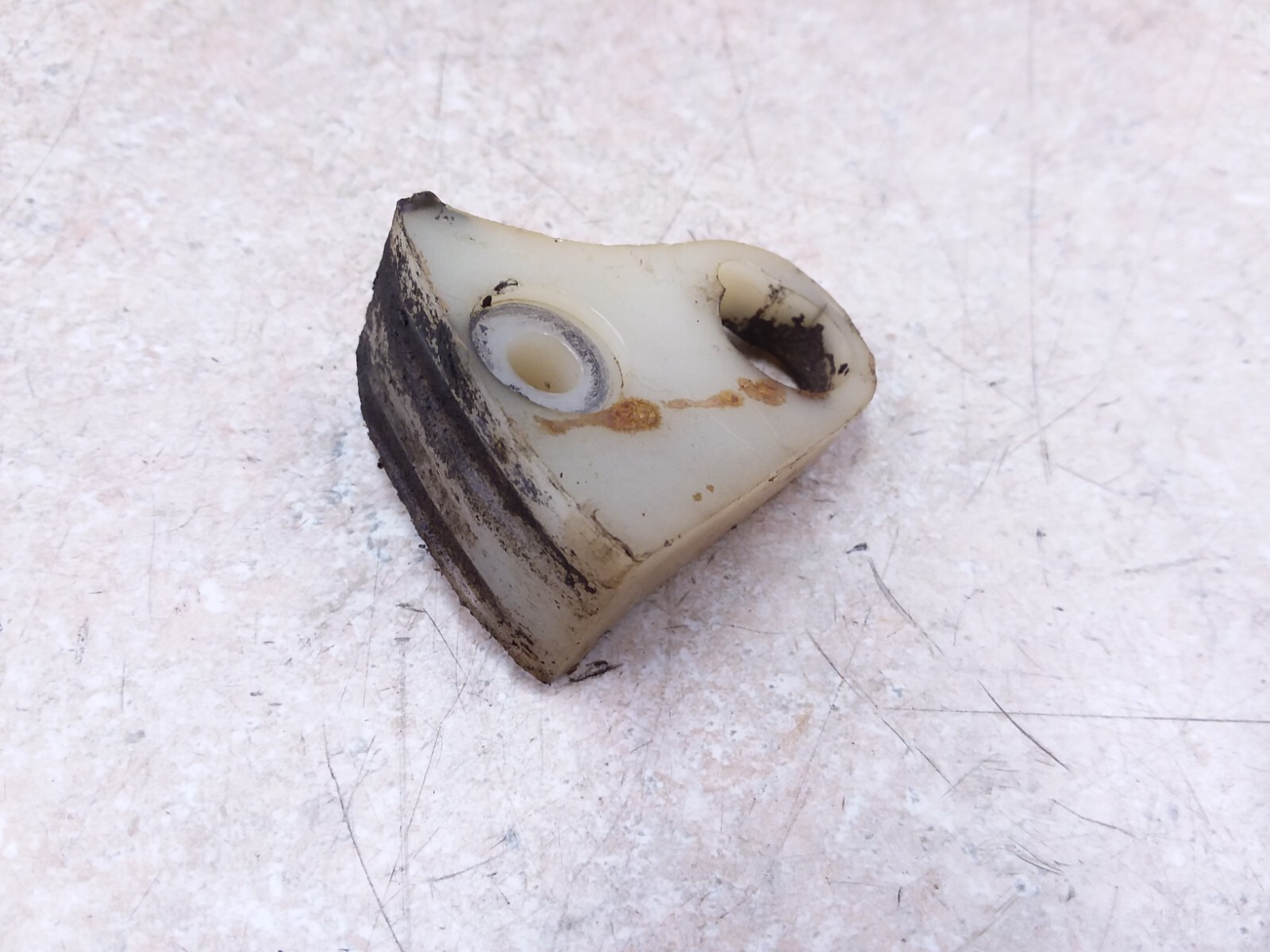 アンドレ4649  Kawasaki F9 Big Horn 350 F9B Enduro Engine Inner Chain Guide