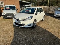 2013 Toyota Yaris 1.33 VVT-i TR 5dr HATCHBACK Petrol Manual