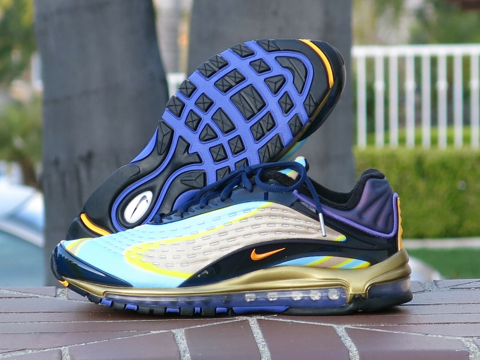 air max deluxe