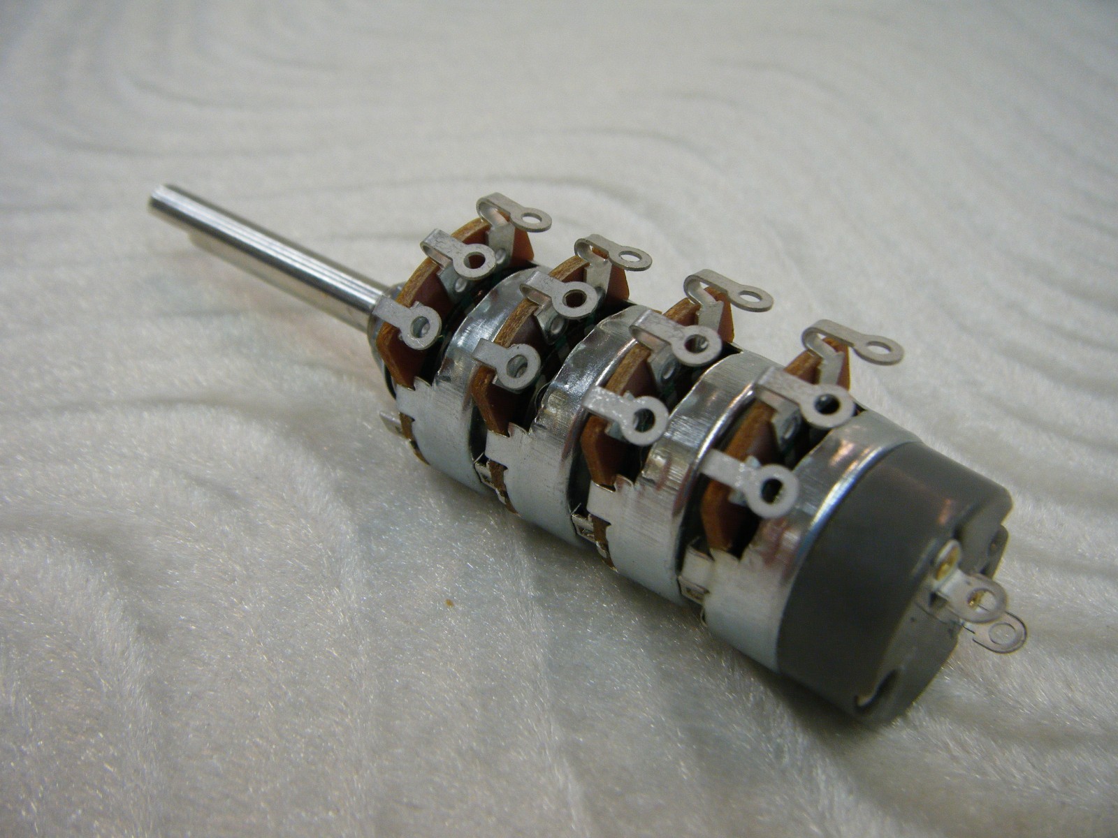 Volume control power switch on//off McIntosh C20 Pilot SP-210 potentiometer pot