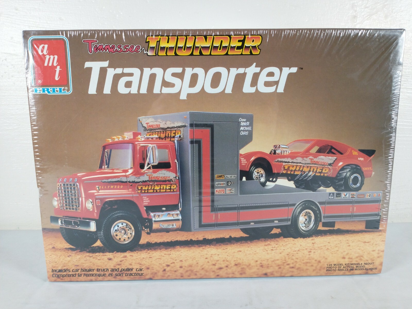 Tennessee Thunder Transporter AMT ERTL 1:25 Model Kit # 6636