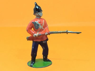 Britains Line Infantry Soldier Oval Base Ref B176