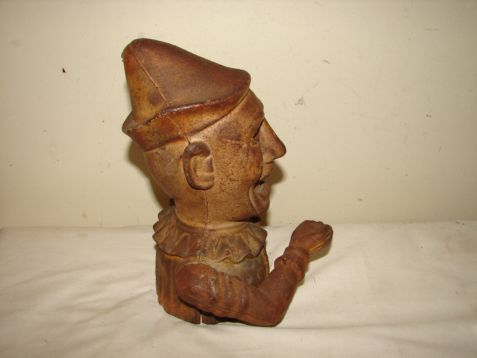 Vintage Cast Iron Humpty Dumpty Clown Mechanical Bank