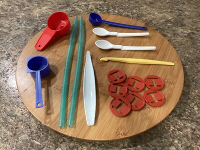 LOT OF 10 VINTAGE TUPPERWARE KITCHEN GADGETS NEW
