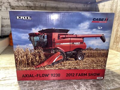 1/64th ScaleCase IH 9230 Axial Flow Combine 2 Heads 2012 Farm Show Edition Ertl