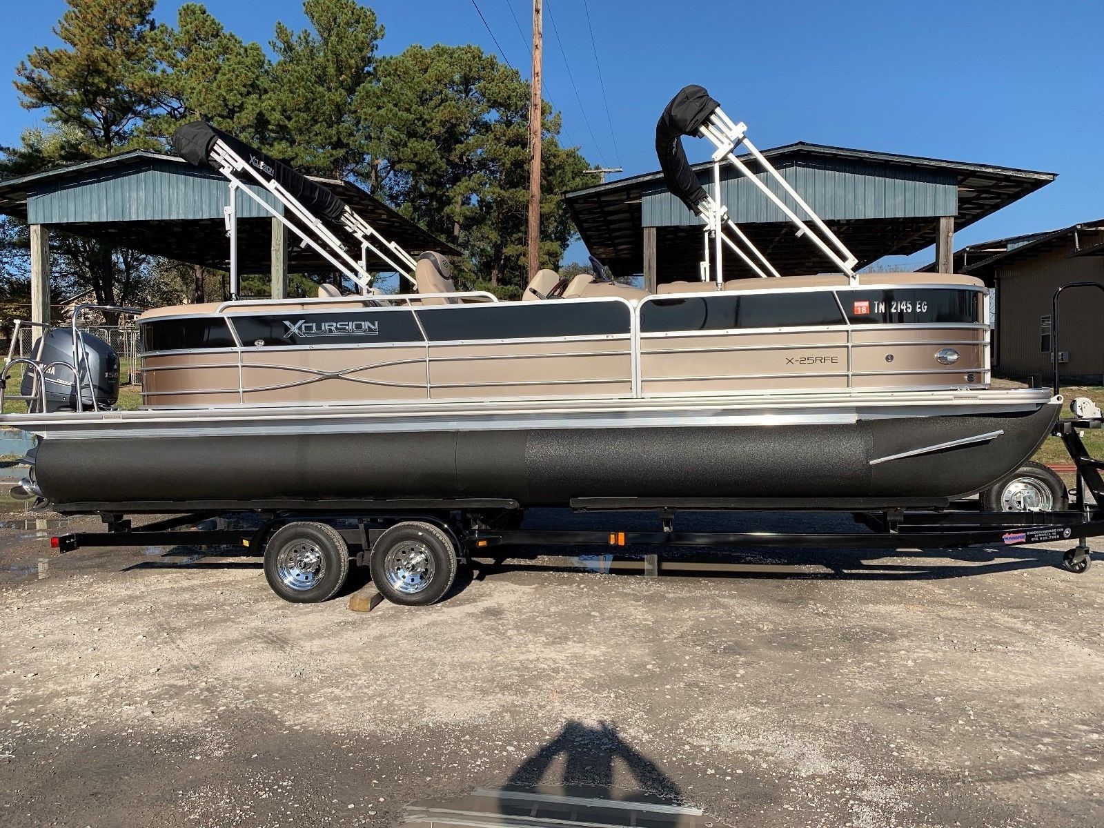 2014 Xcursion 25 RFE Tritoon Pontoon Yamaha 150 Outboard