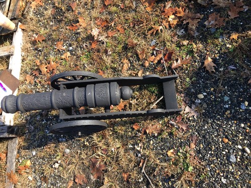 cast iron cannon