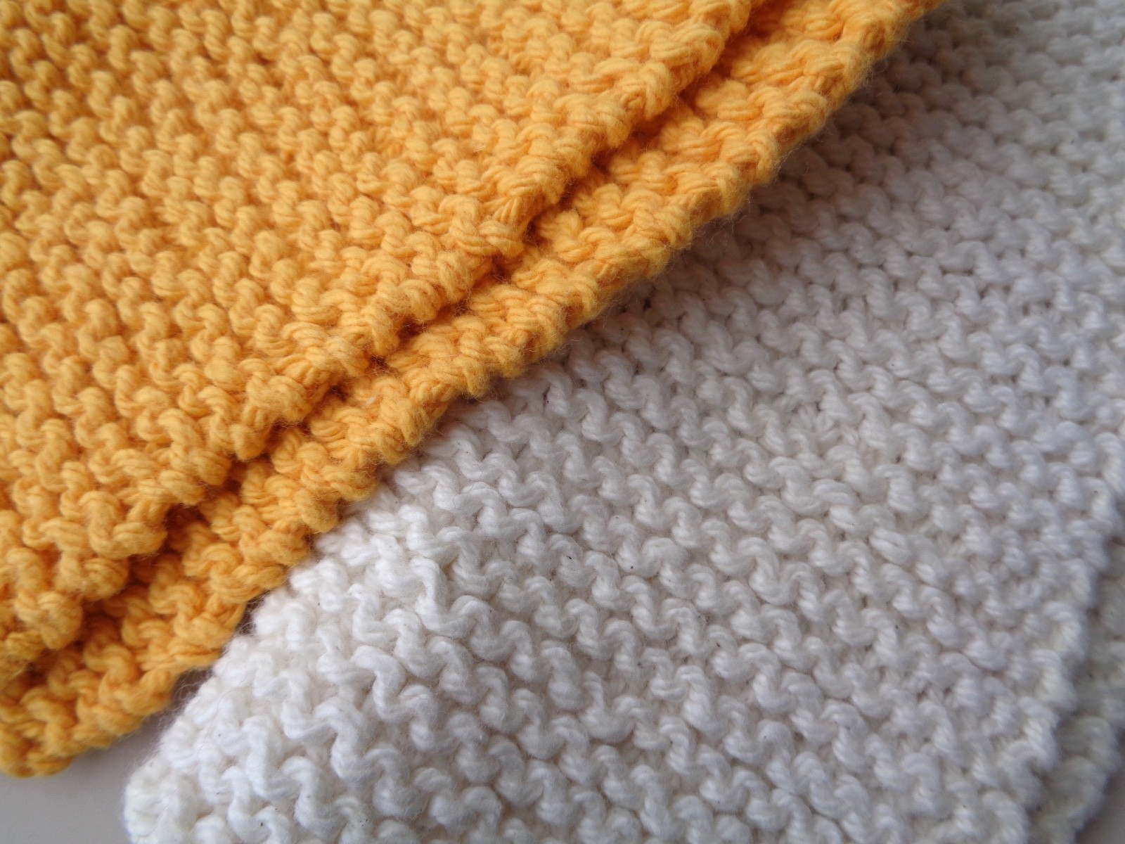 2 Hand Knit Washcloths Dishcloths Facecloths Pot Holders Mats Cotton Knitted