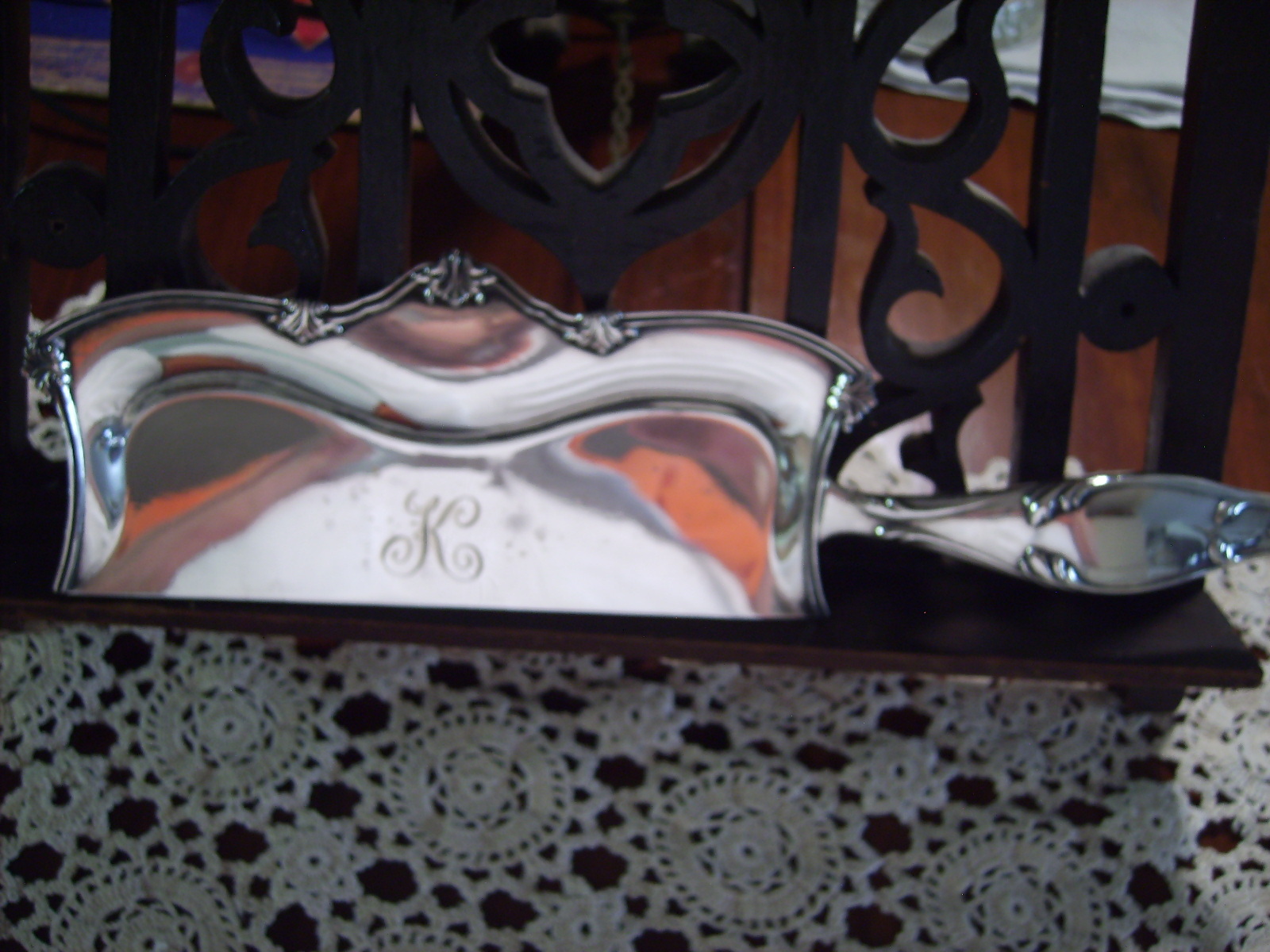 ANTIQUE 1800's COIN SILVER CRUMB SCRAPER SET WITH MATCHING ASSAYS  10