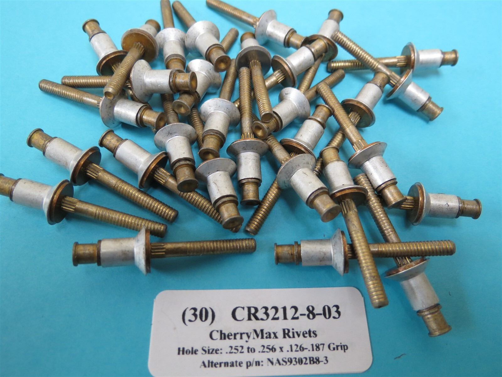 小船 1/4 Dia. CherryMax Flush Blind Aircraft Rivets CR3212-8-03 x .126