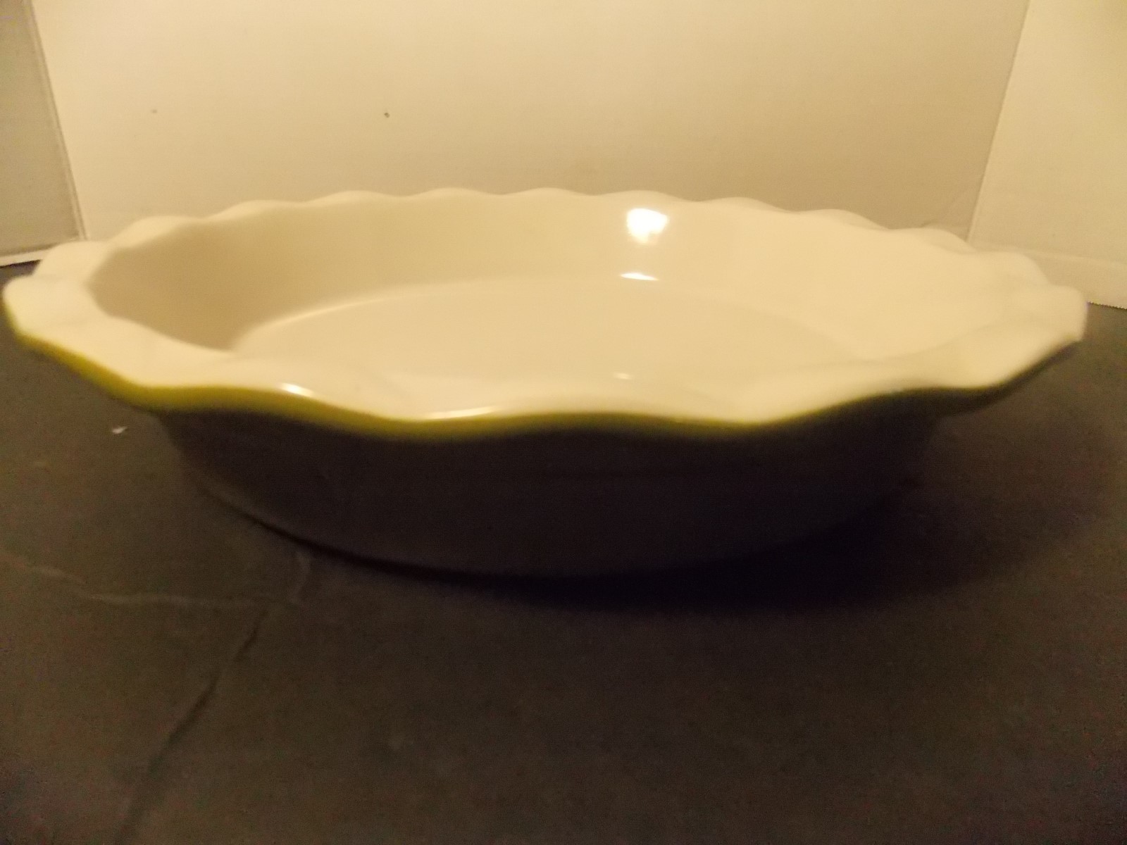 10 inch deep dish pie plate by Fabulous Home Green & White