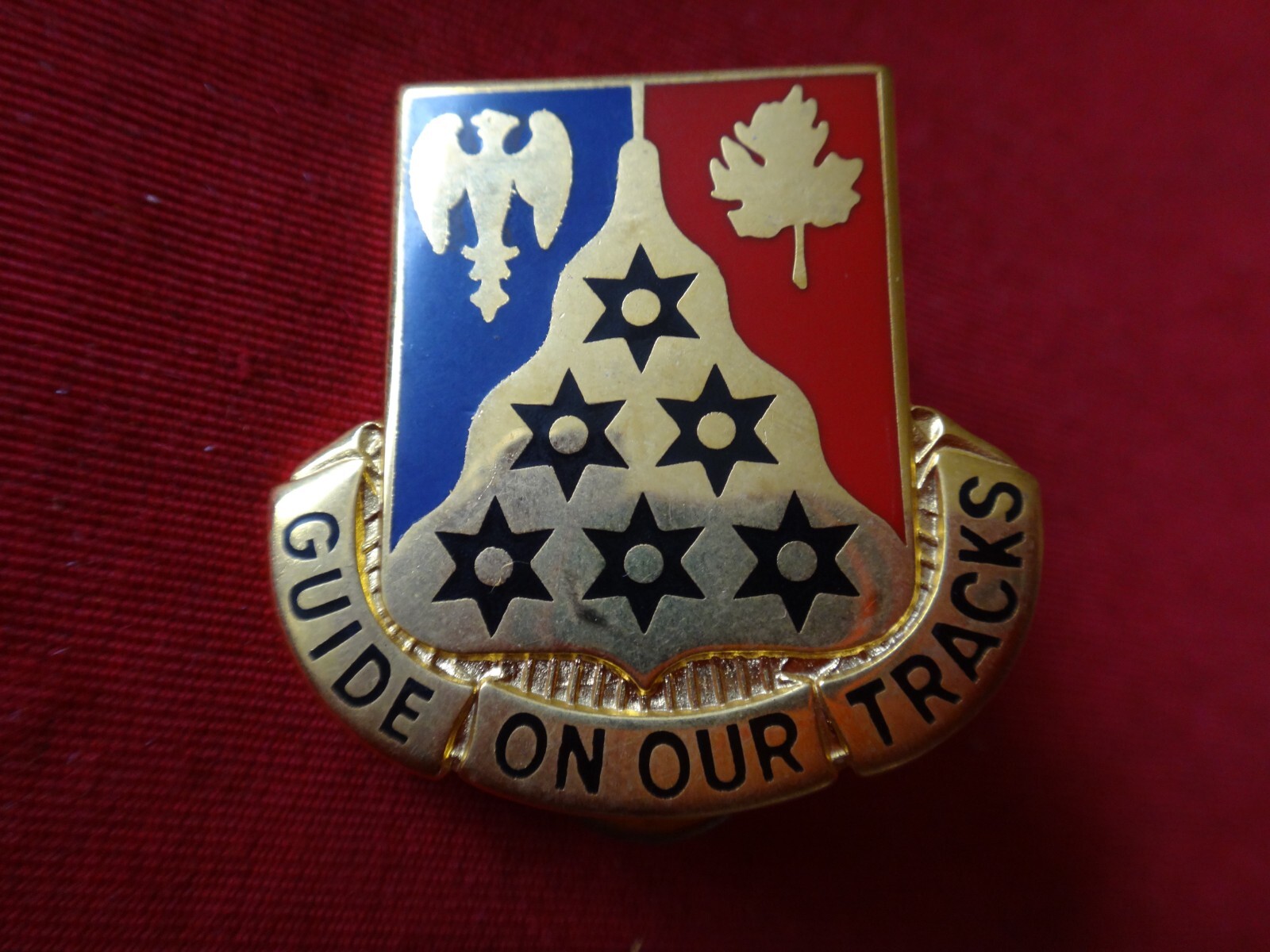 U.S. Army Heraldic Crests: A Complete Illustrated History of