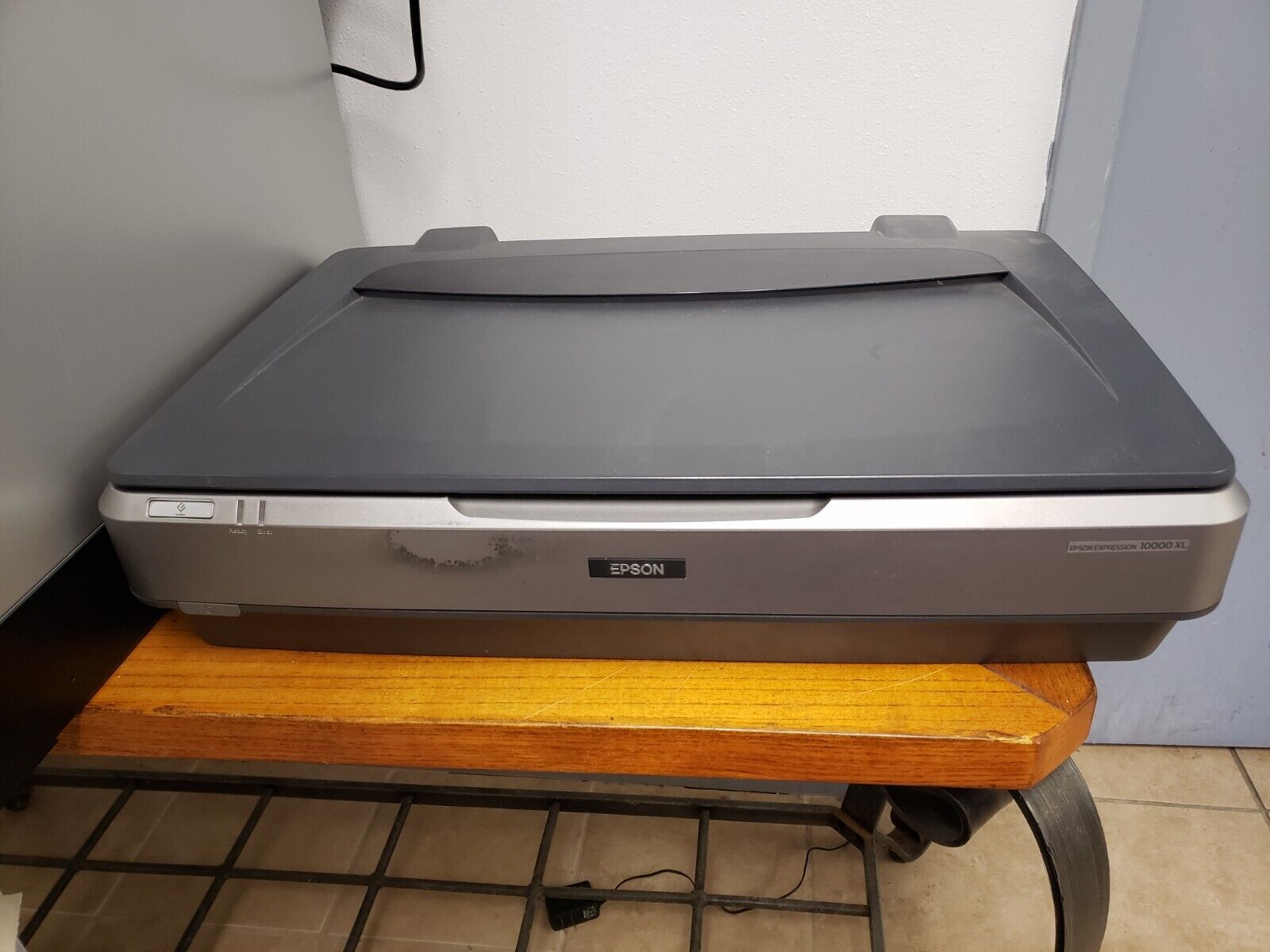 Epson Expression 10000XL J181A Flatbed Document Scanner w