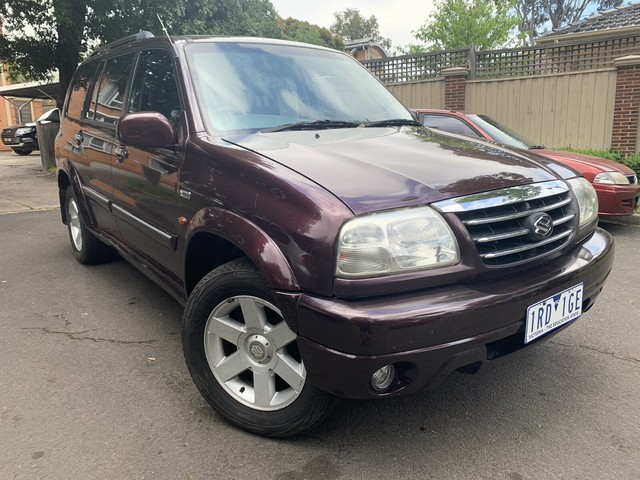 Suzuki grand vitara xl7
