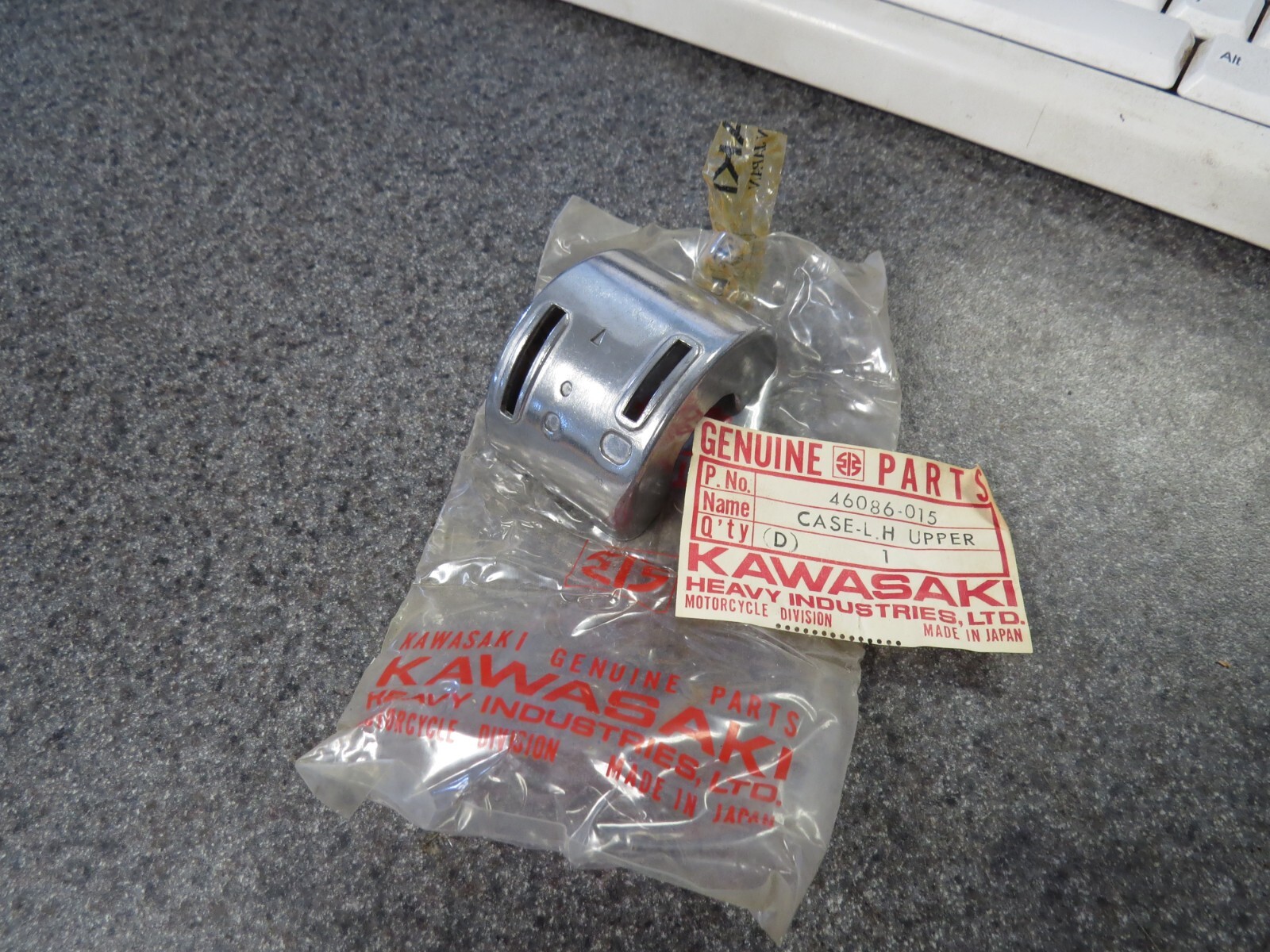 NOS Kawasaki Upper LH Case 1970 G4TR 1972 G5 1971 F7 46086 NOS Kawasaki Upper LH Case 1970 G4TR 1972 G5 1971 F7 46086