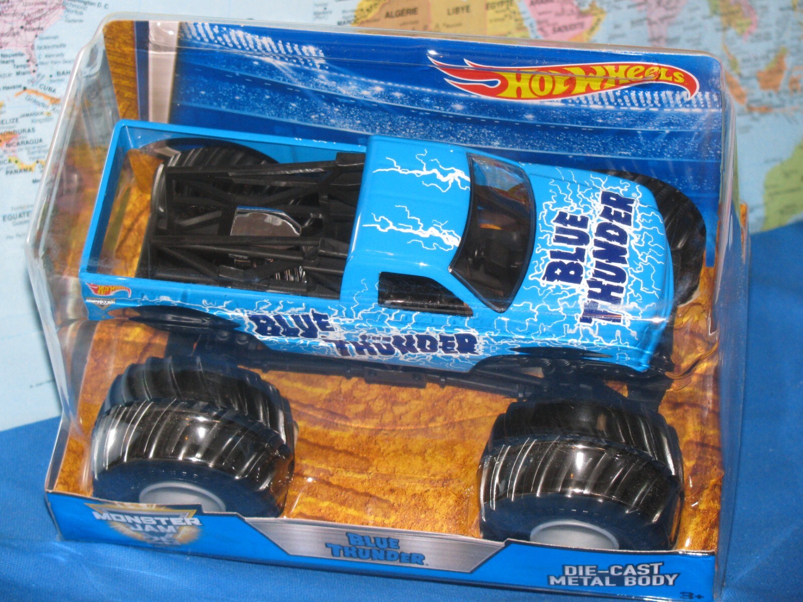 1/24 HOT WHEELS MONSTER JAM 25 YEARS BLUE THUNDER TRUCK DIE