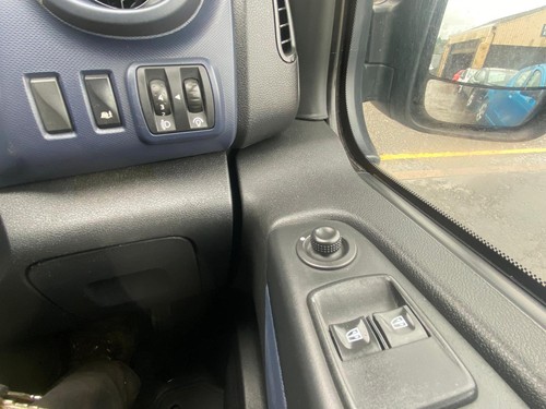 Vauxhall Vivaro image