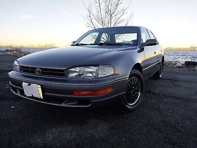 1993 Toyota Camry Brown FWD Automatic LE