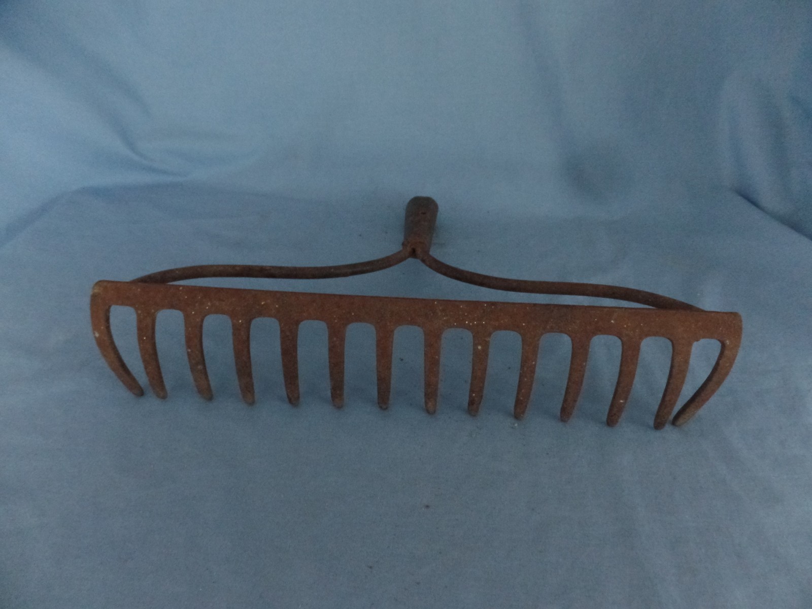 RUSTIC Metal RAKE HEAD Antique Vintage Farm Decor Rustic Repurpose 14 tines