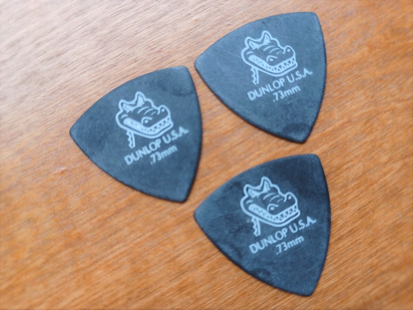 Jim Dunlop Guitar Picks Gator Grip Small Triangle 0.73mm 3-pack Jim Dunlop Guitar Picks Gator Grip Small Triangle 0.73mm 3-pack