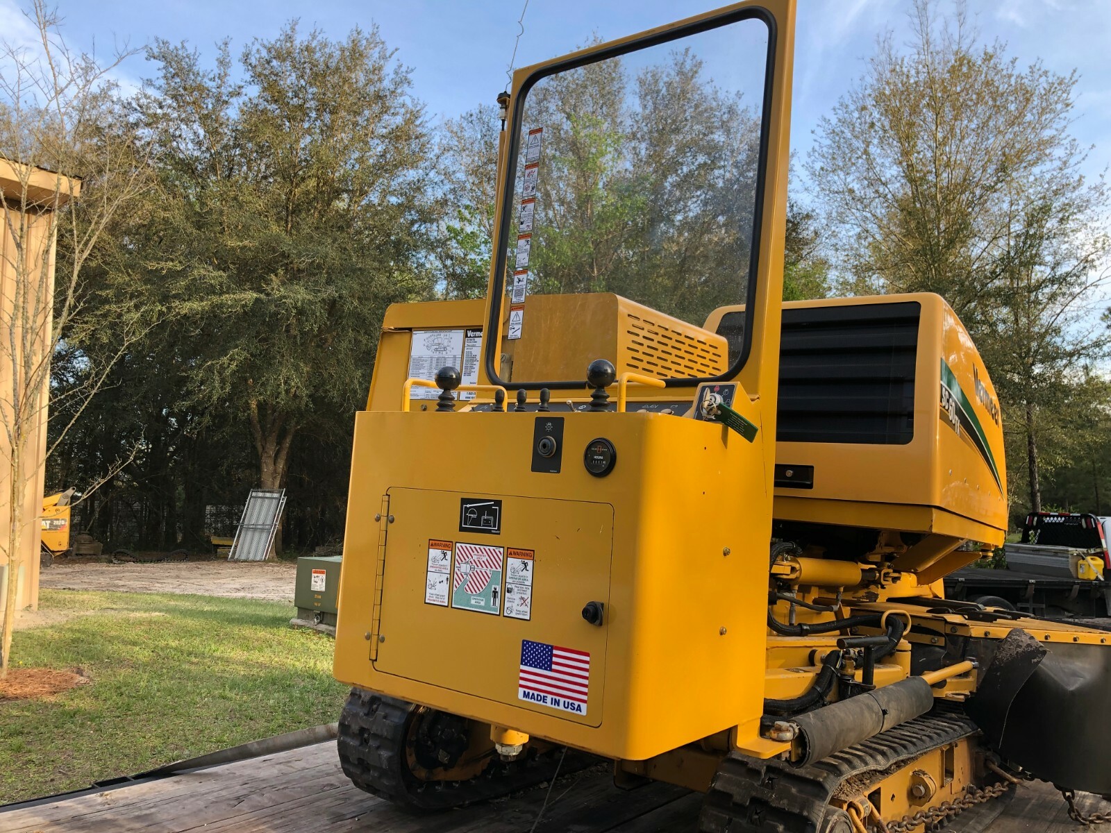 2014 Vermeer SC60TX-R with only 53 HOURS !!!  Remote control unit