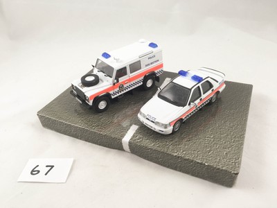 LTD EDITION CORGI VANGUARDS TP1002 TAYSIDE POLICE SET LAND ROVER FORD SIERRA