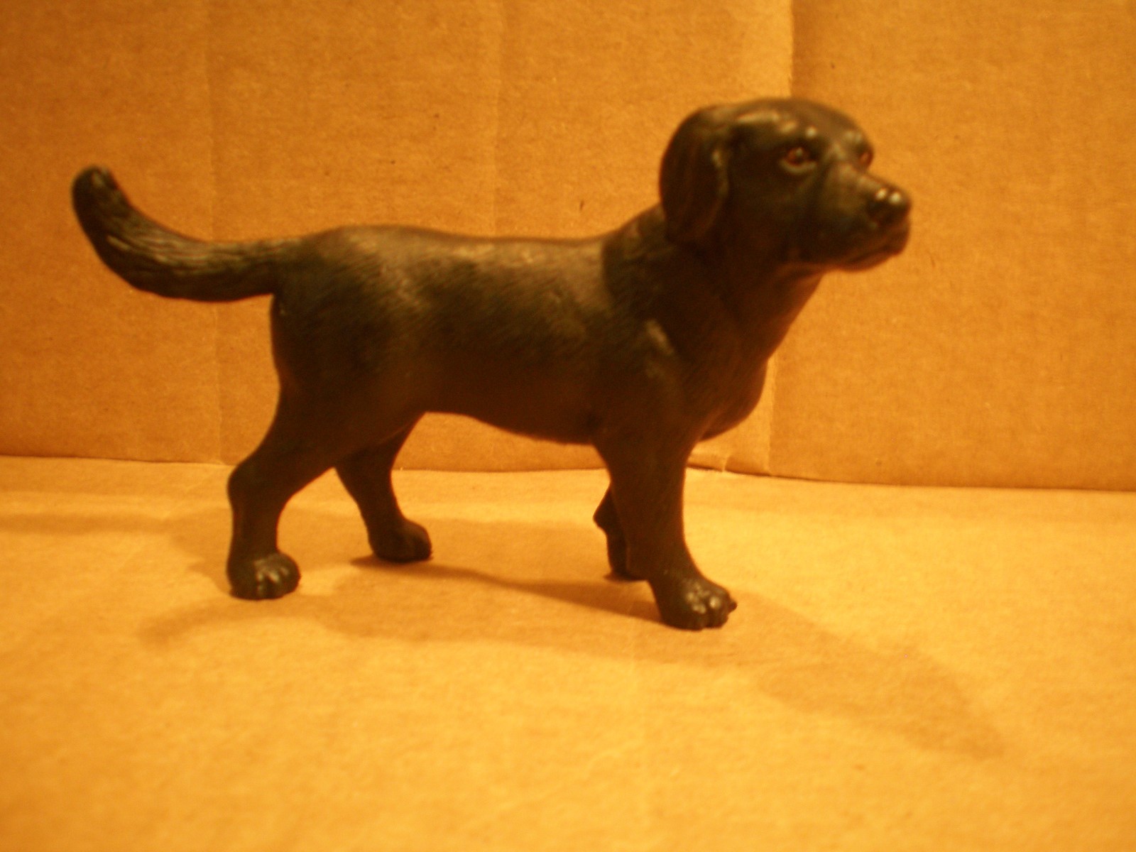 Schleich 2001 Black Labrador Lab 16327 ~ Standing Dog figurine toy