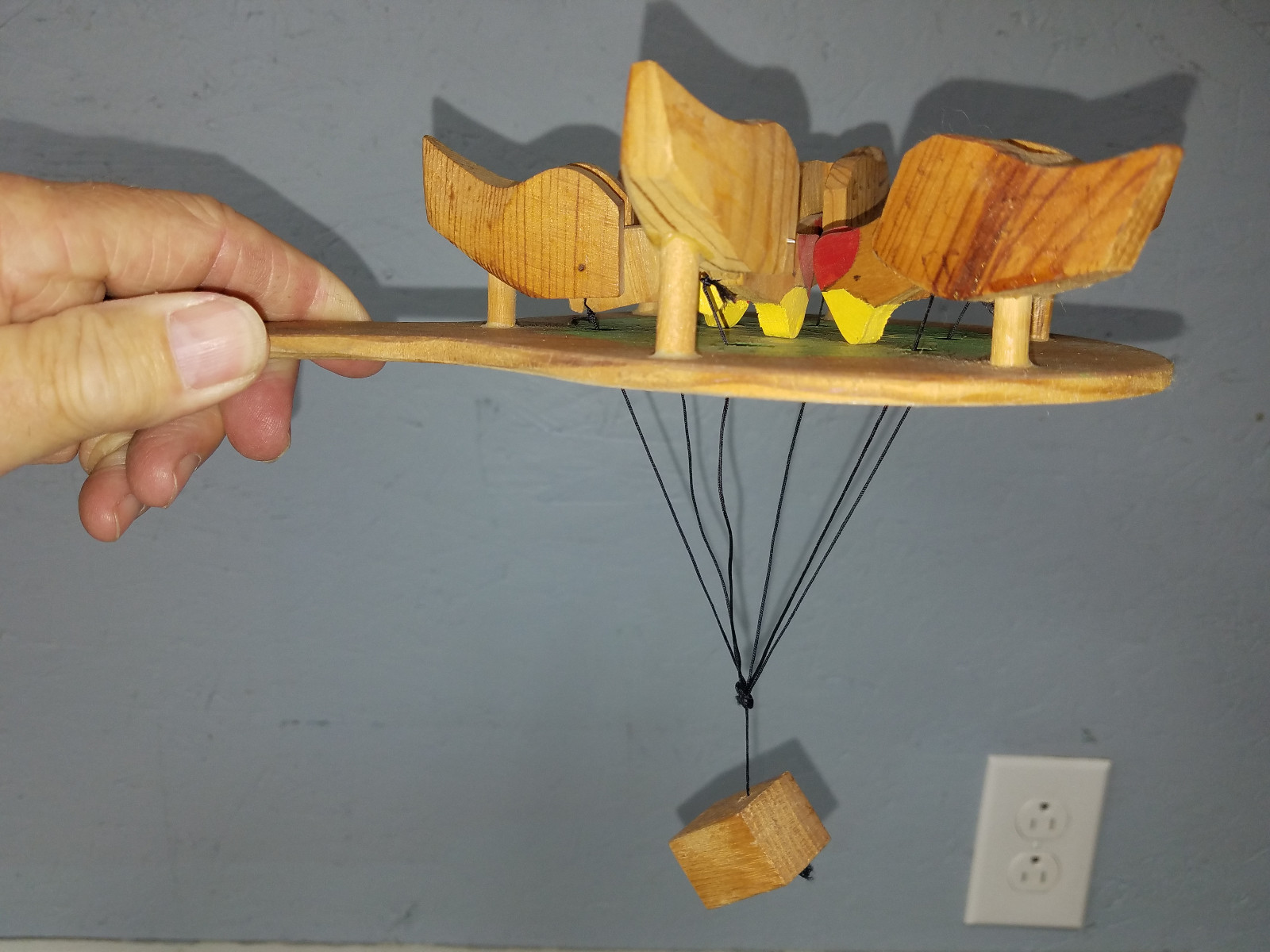 Wood Chicken Hen Pecking Paddle Game Hand  Hand made    NEAT !!!!