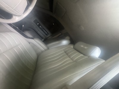 image 4 of interior