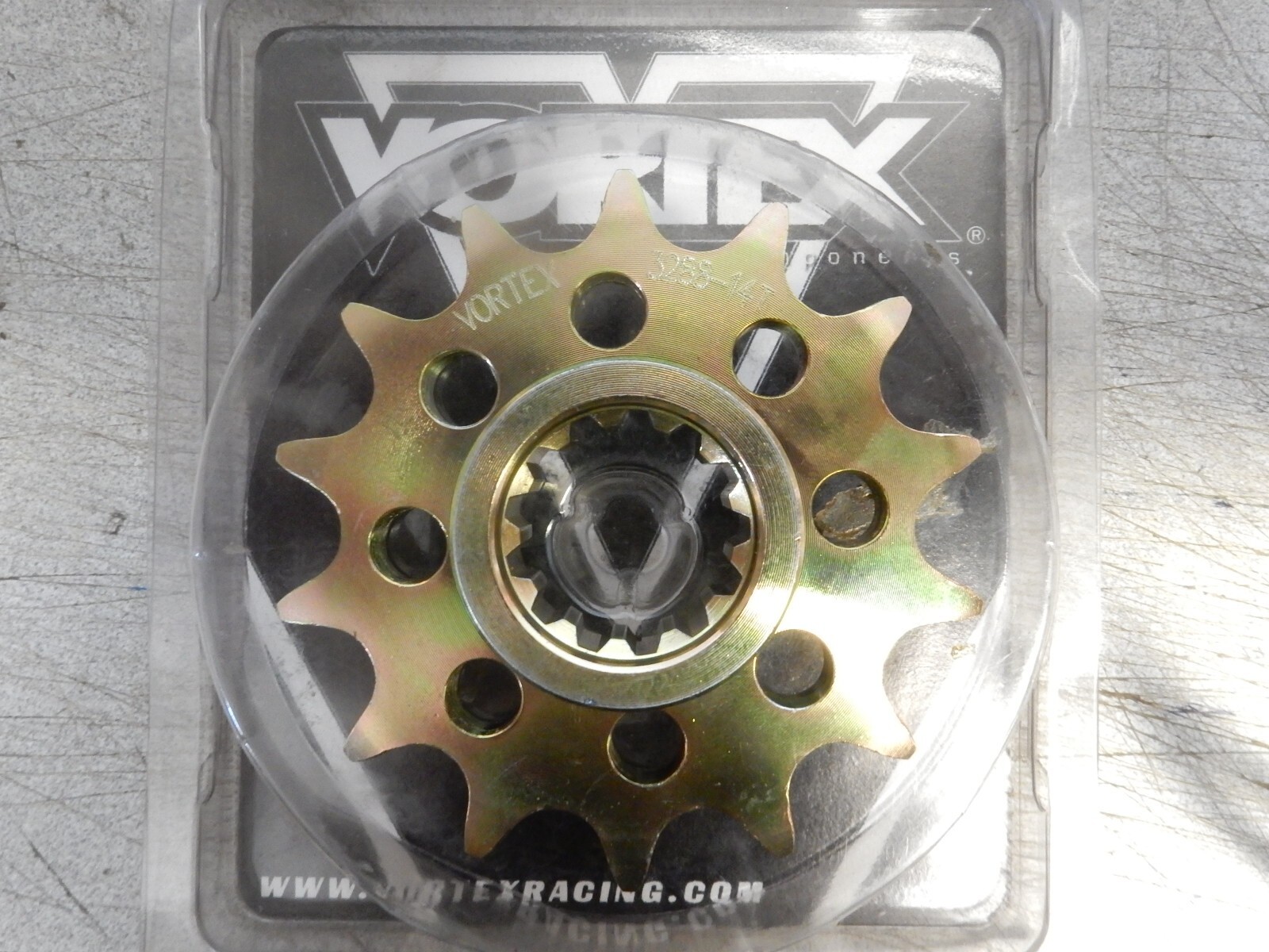 NOS Vortex 14T 520 Front Sprocket Fits: Kawasaki ZX600 ZX636