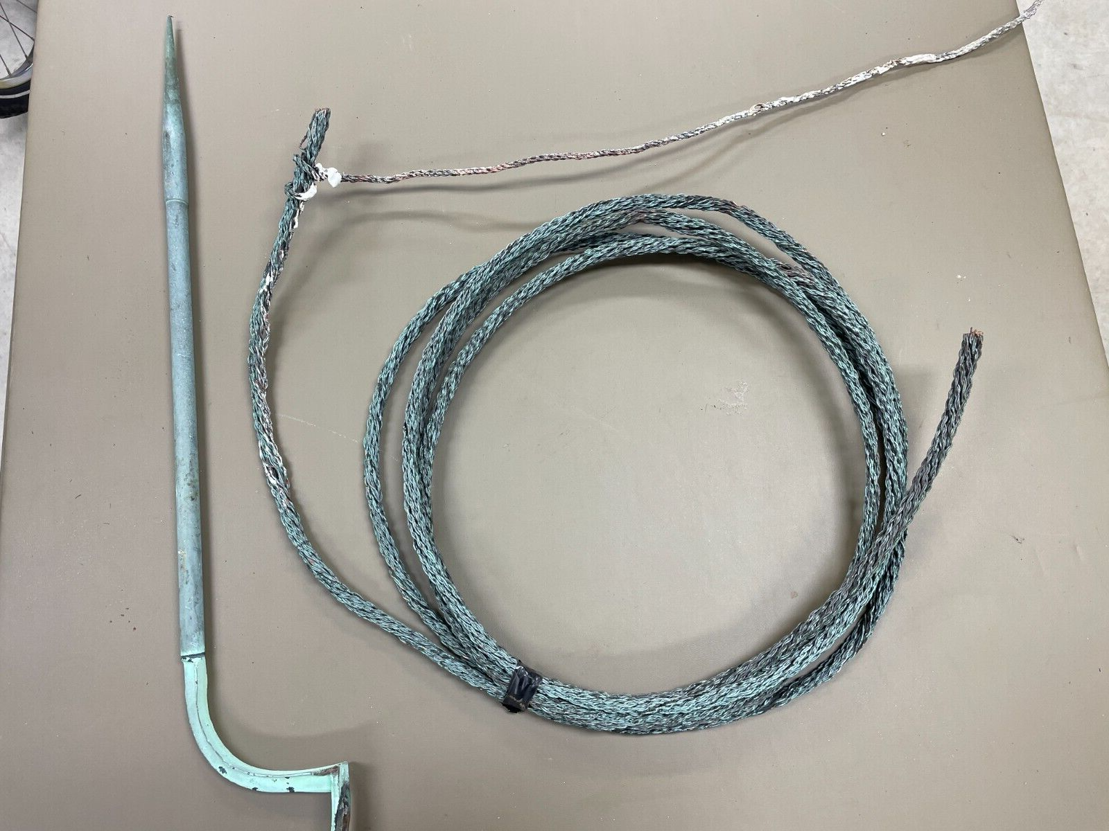 D&S Cast bronze chimney base with offset, flat core main cable w/ mini bond wire