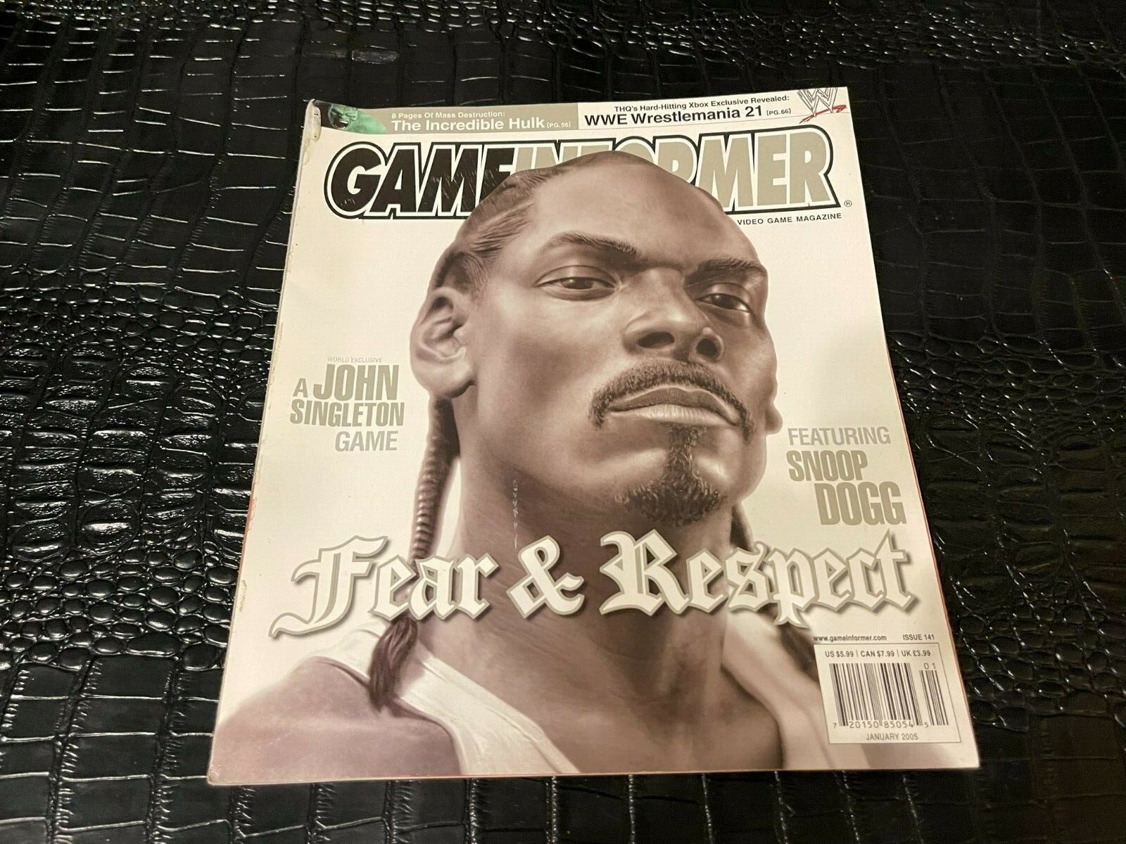 141 GAMEINFORMER video game magazine - FEAR and RESPECT