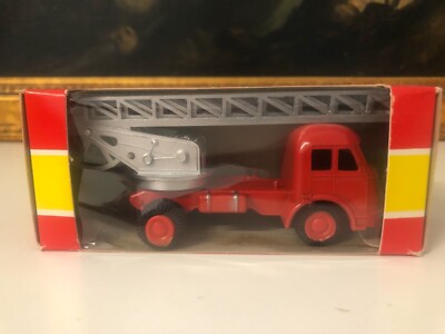 Gama 912 Mercedes Fire Engine Ladder Truck with Box