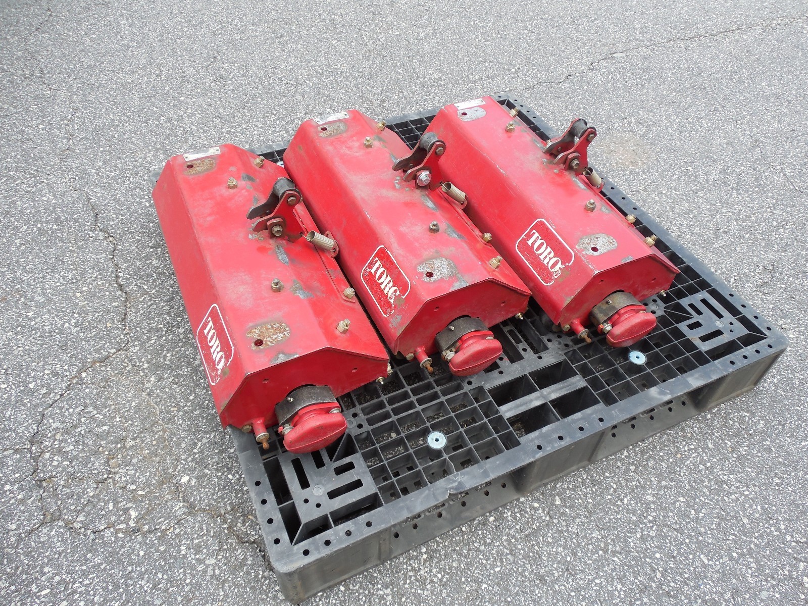 3 - GREENS ROLLERS FIT TORO GREENSMASTER 3100 3150 3250 MOWERS MODEL NO 04495