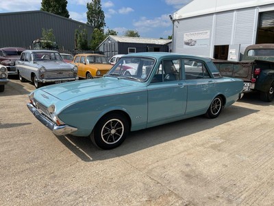 Ford Corsair 1.7 V4, nice alloys, nice useable classic car.