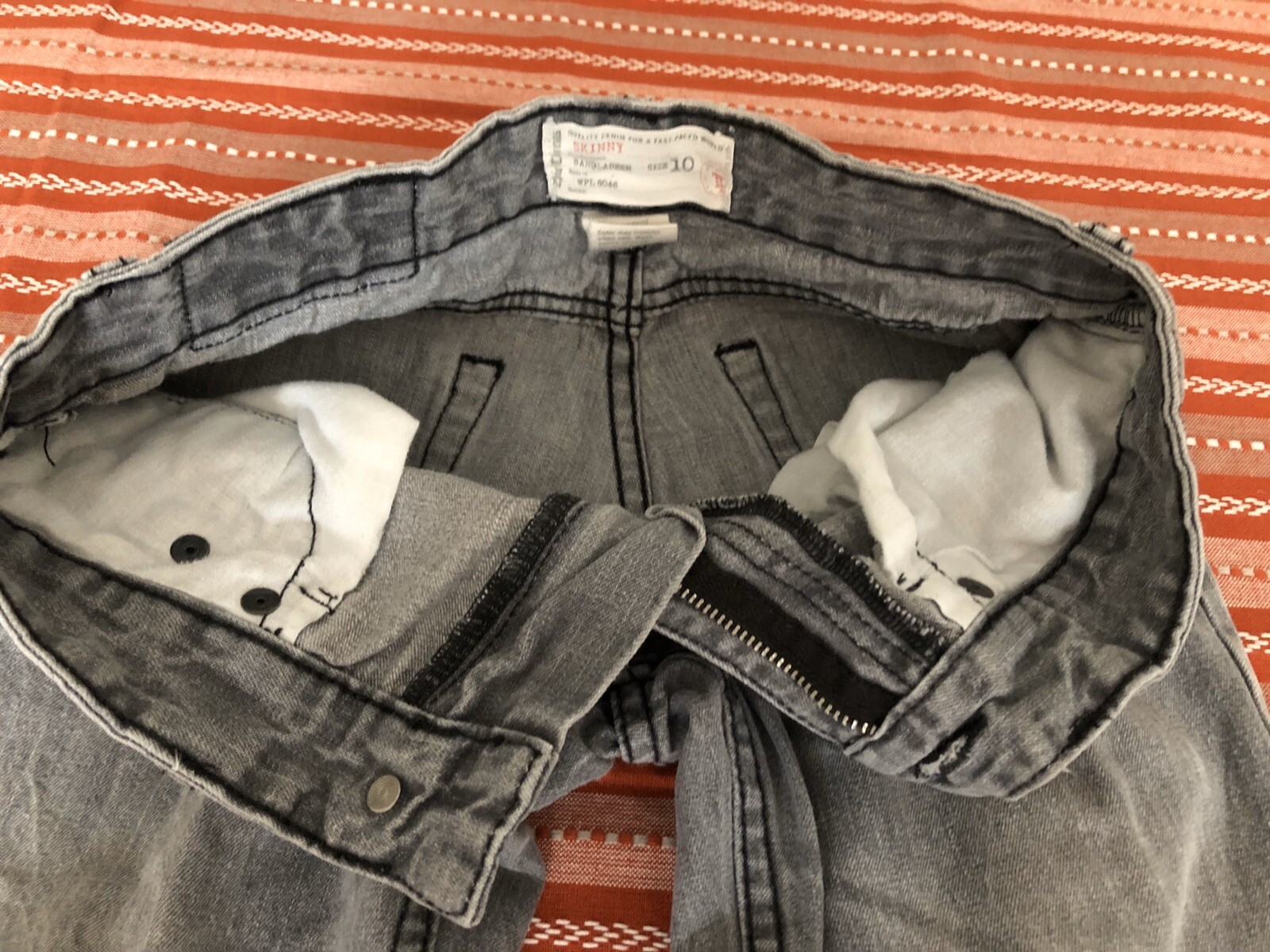 Джинсы Epic Threads Skinny Size 10 Gray 